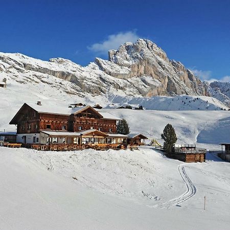Гостевой дом Rifugio Fermeda Hutte Santa Cristina Val Gardena Экстерьер фото