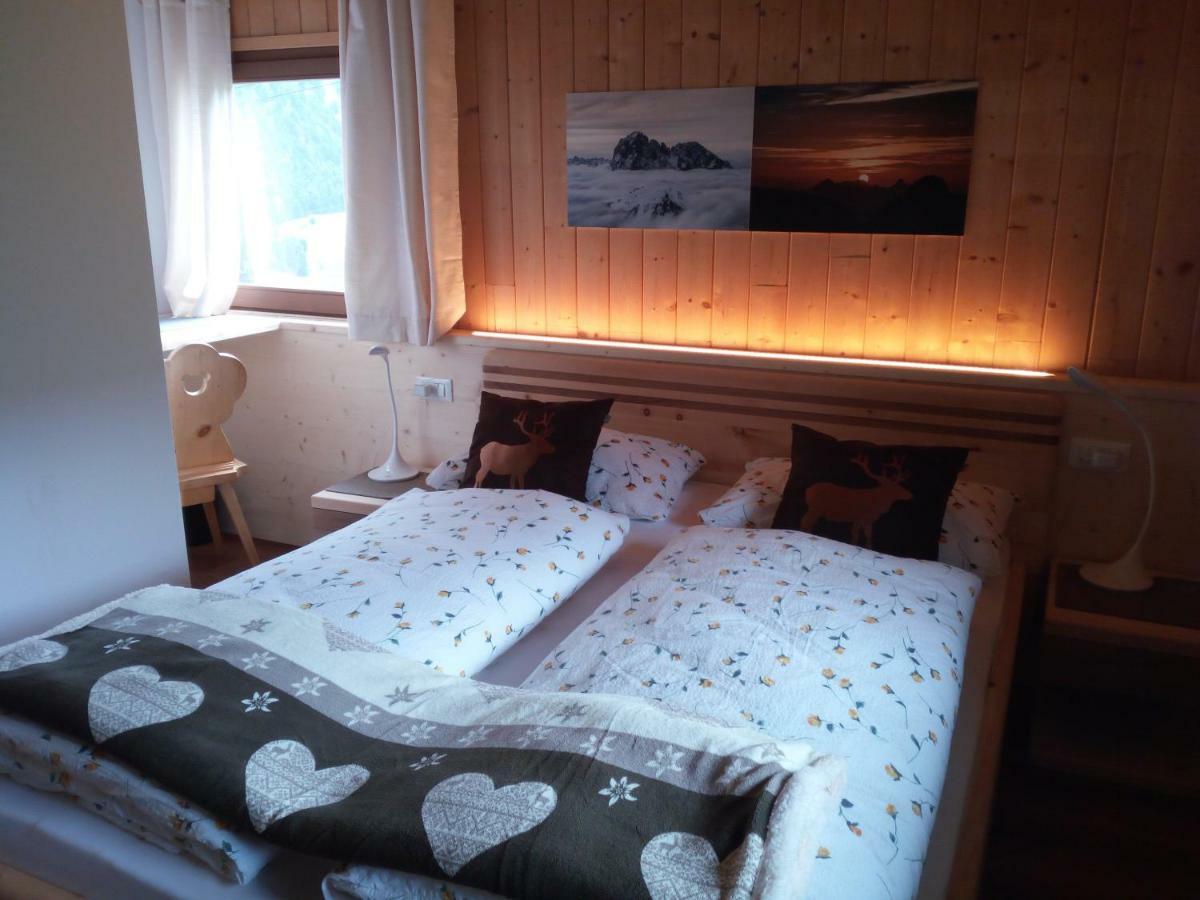 Гостевой дом Rifugio Fermeda Hutte Santa Cristina Val Gardena Экстерьер фото